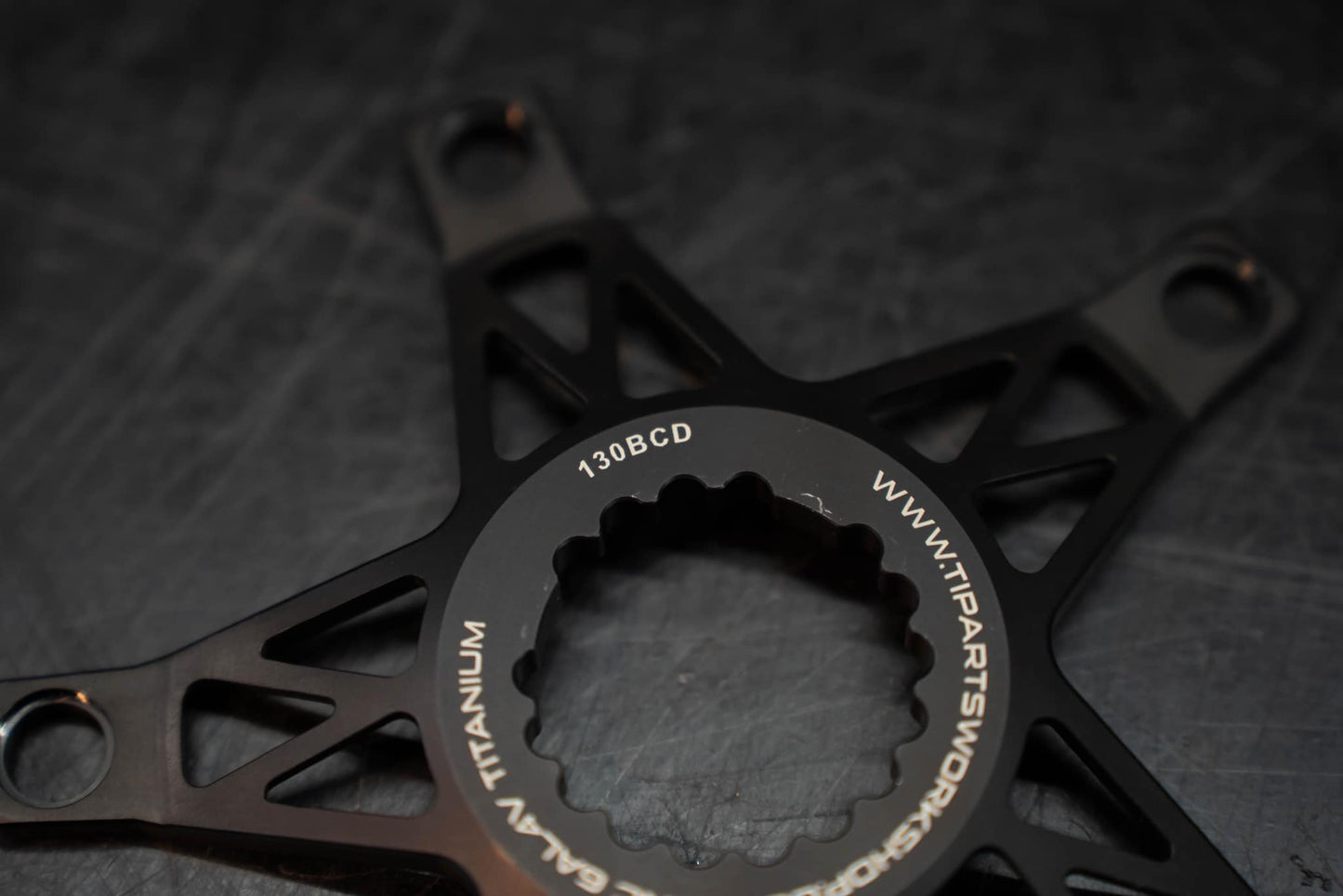 Ti Parts Workshop Titanium Spider (130 BCD) (T Line)