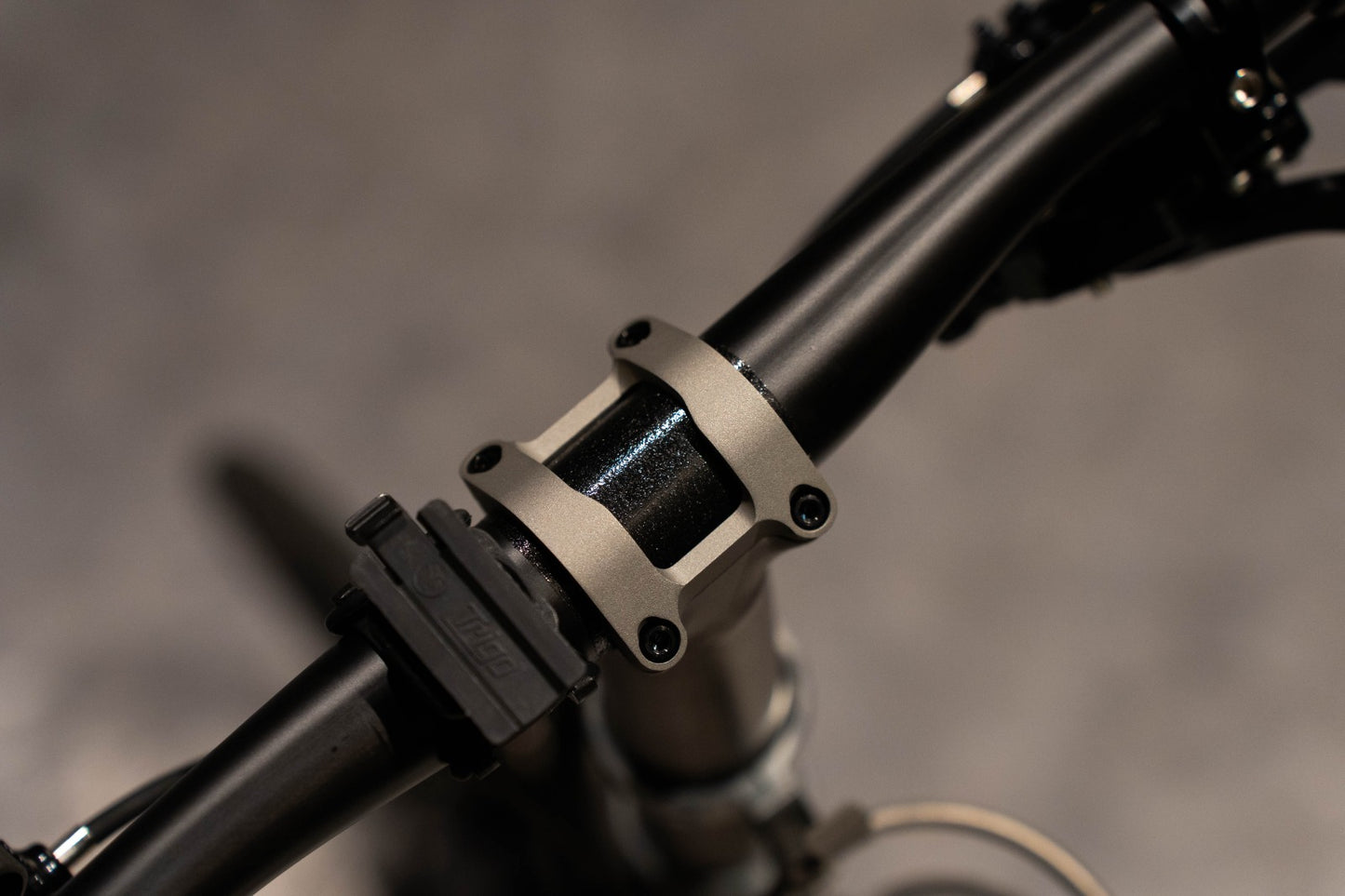 Ti Parts Workshop T Line titanium handlebar plate