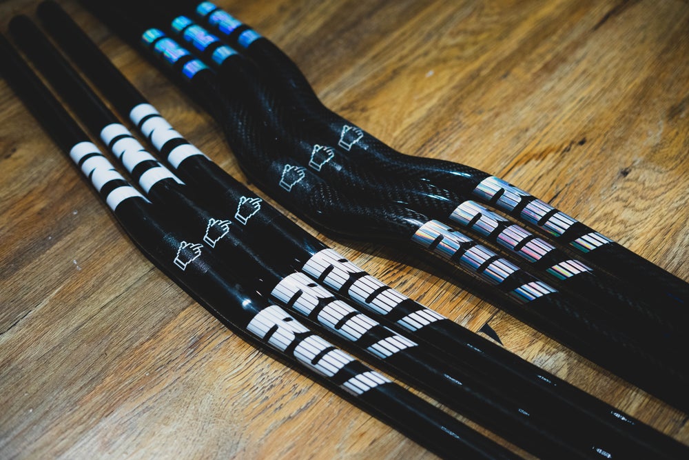 Intro7 Full Carbon Riser bar