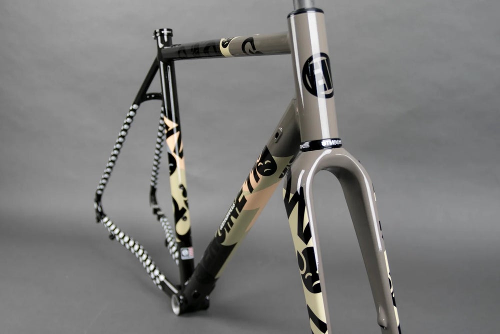 Engine11 x G&F Gravel Frameset