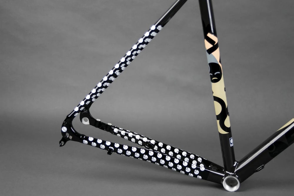 Engine11 x G&F Gravel Frameset