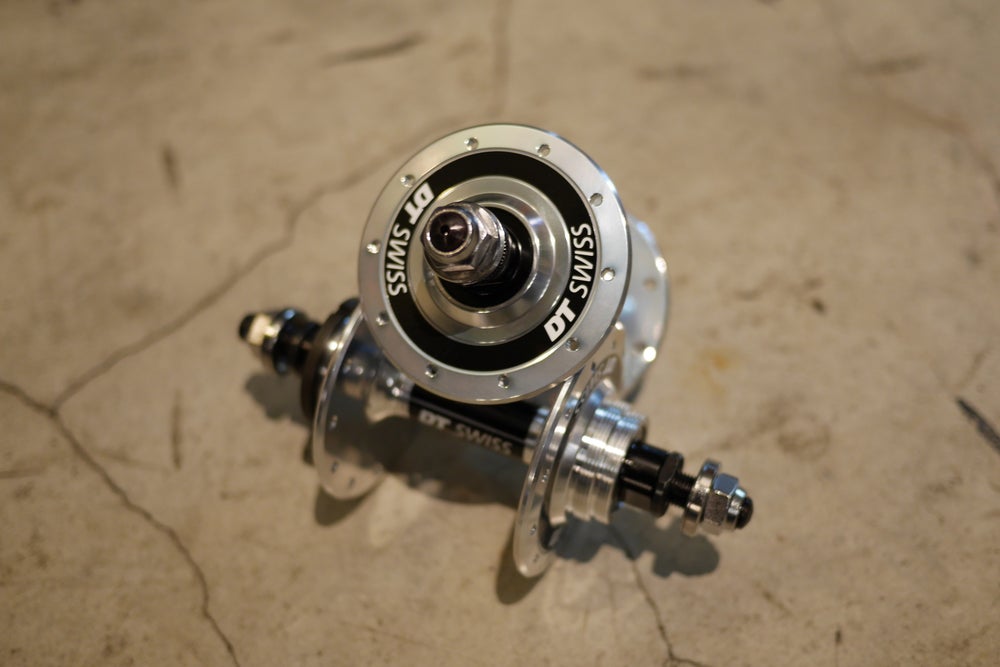 DT Track Hub (20H 24H Pair)